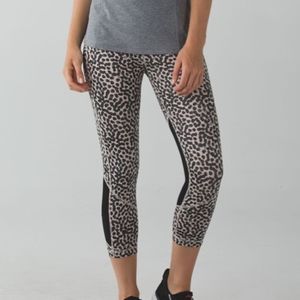 Lululemon Pace Rival Crop Full-On Luxtreme